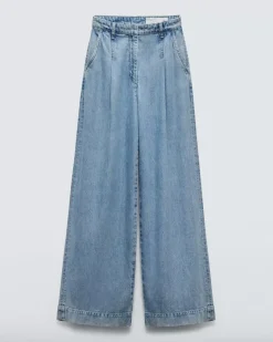 Featherweight Abigail Pleated Pant