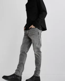 Fit 2 - Greyson
