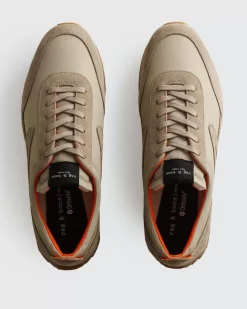 Retro Runner Bomber - Suede